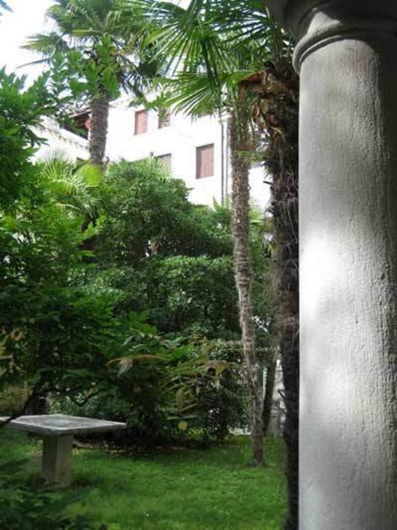 Palazzo Celsi Apartment